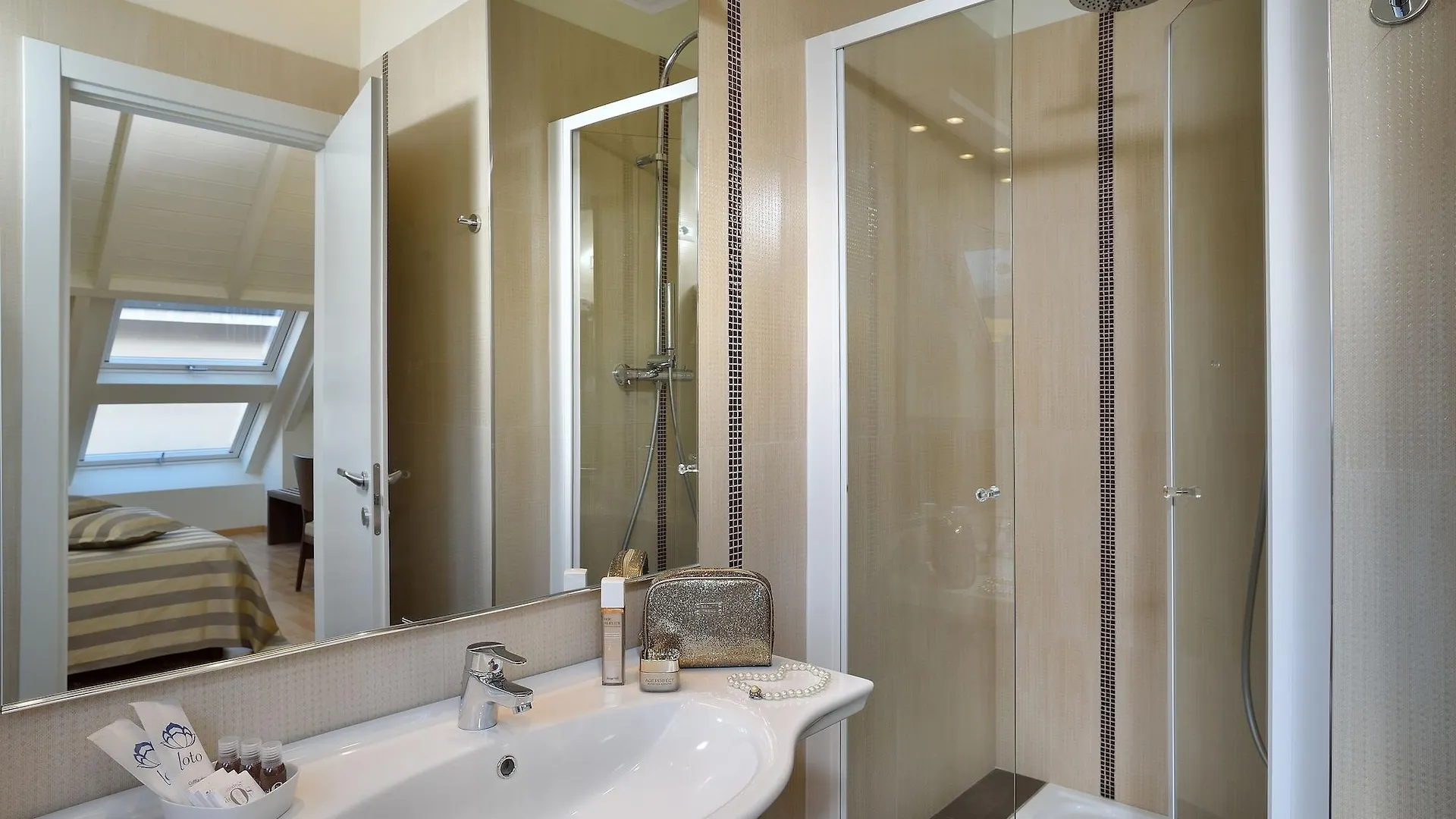 Astor Hotel Bologna