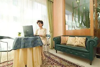 Astor Hotel Bolonya