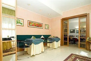Astor Hotel Bolonya