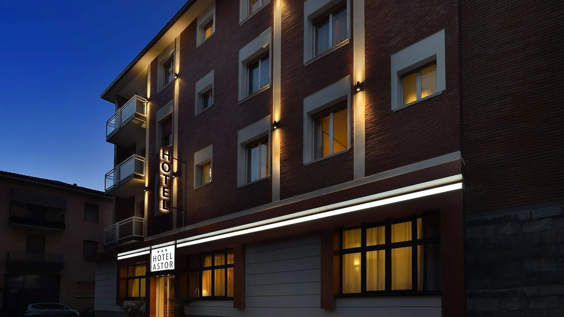 ***  Astor Hotel Bologna Italy