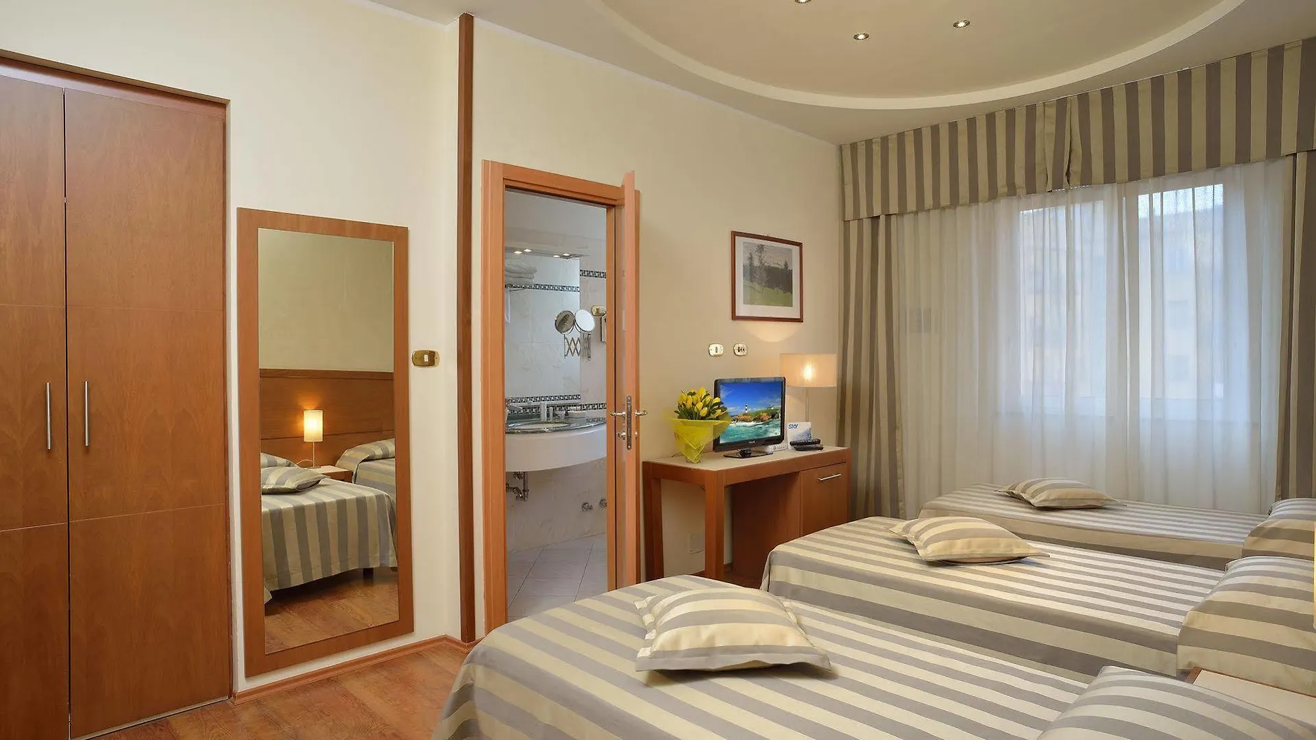 Astor Hotel Bologna