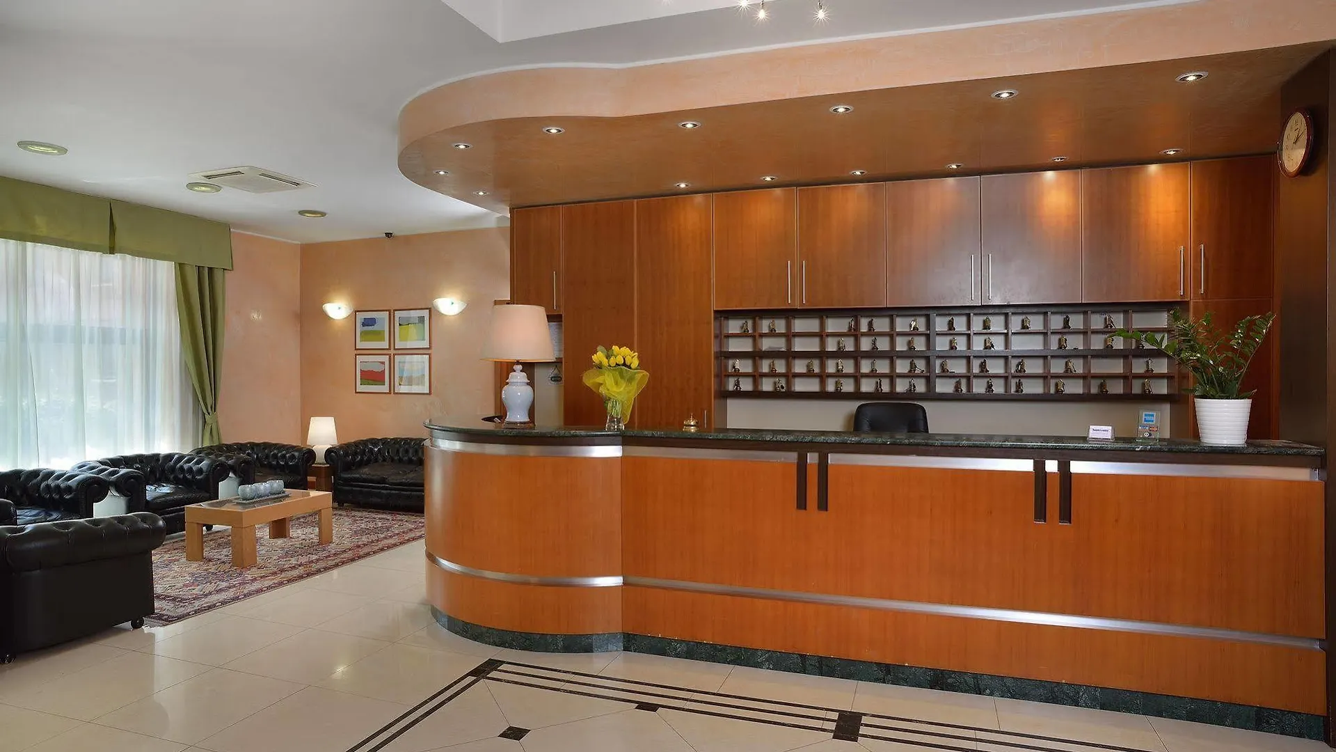Astor Hotel Bologna