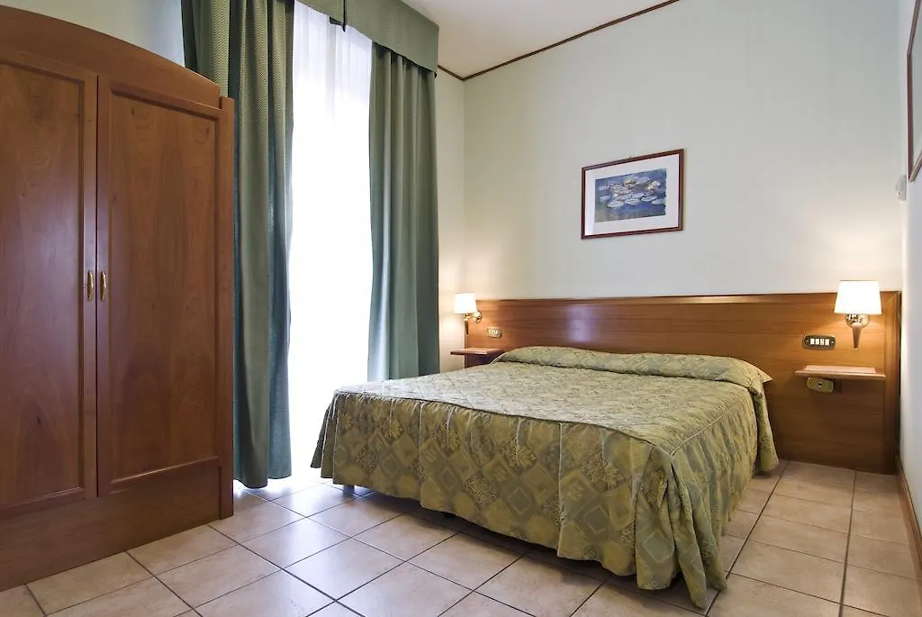Astor Hotel Bologna 3*,  Italy